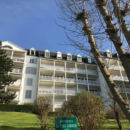 Les Terrasses Du Parc Cordier Трувиль-сюр-Мер