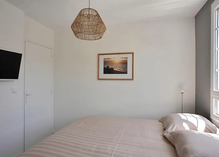 Les Terrasses Du Parc Cordier 滨海图维列